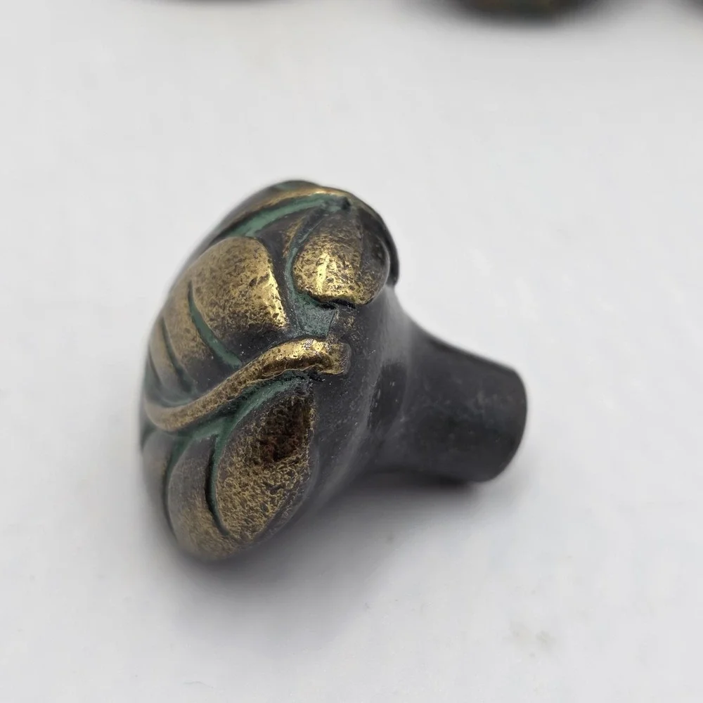 VTG Keeler Brass‎ Leaf Knob Drawer Pull Verdigris Green 1.25